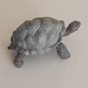 Schleich 2019 Giant Tortoise Figure Figurine D-73527 Schw. Gmund 14824